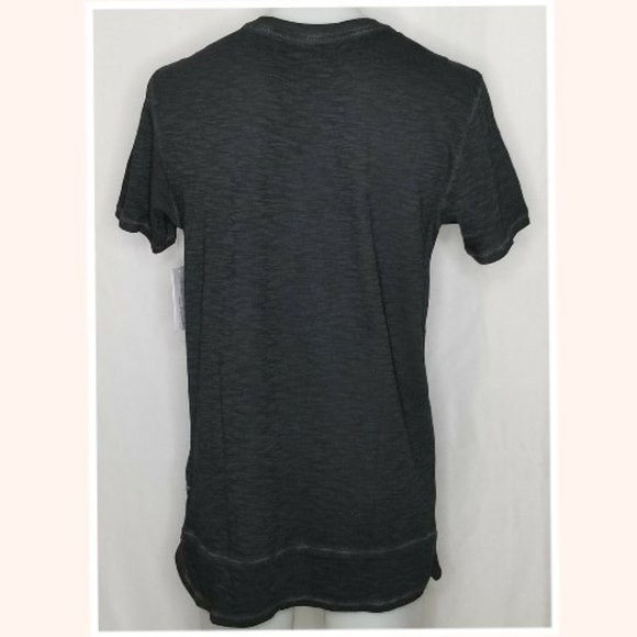 GUESS Men's Floral Dragon 1981 Long Line Fit T-Shirt Size 2XL - Picture 3 of 7